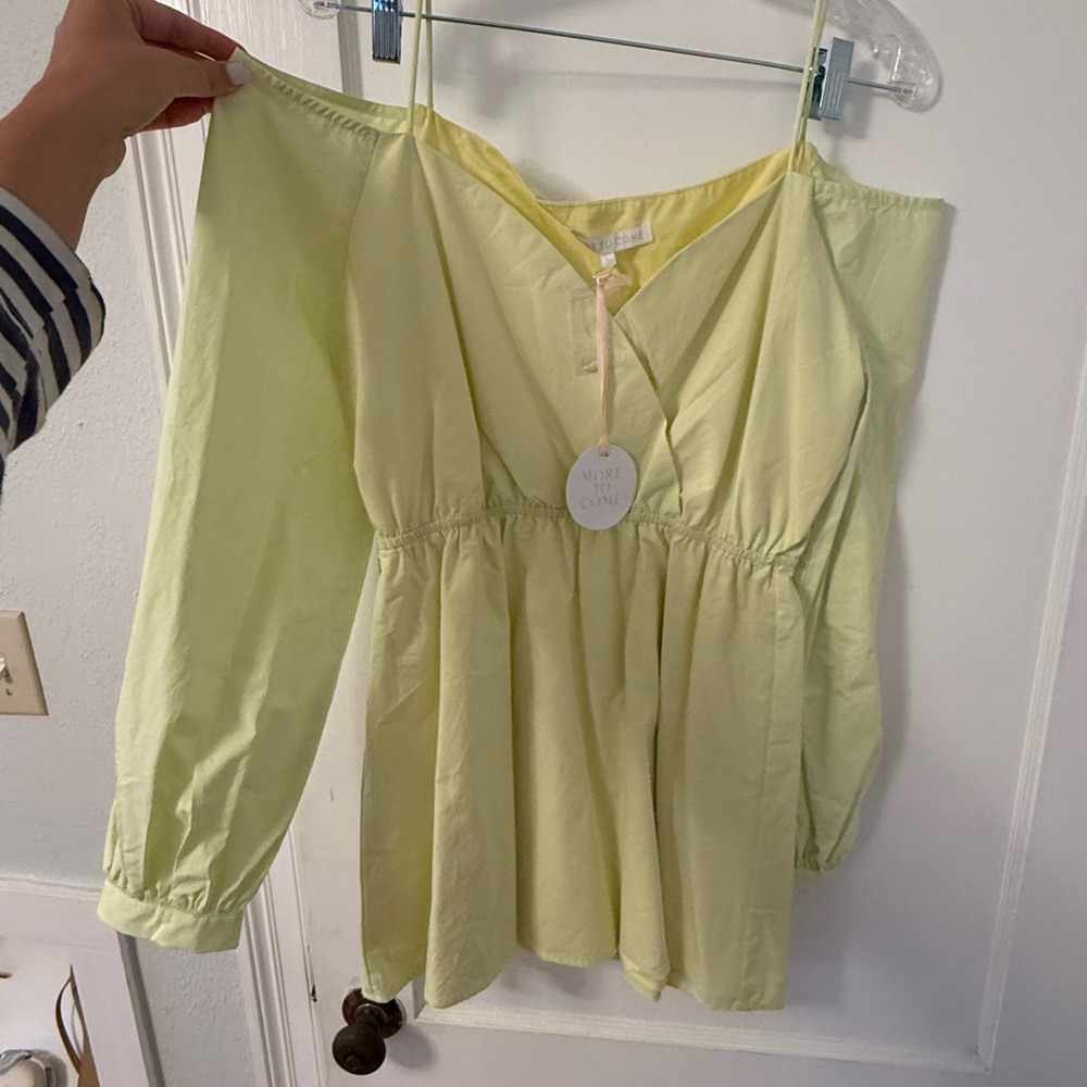 Light Yellow Off-Shoulder Mini Dress with Elastic Waist